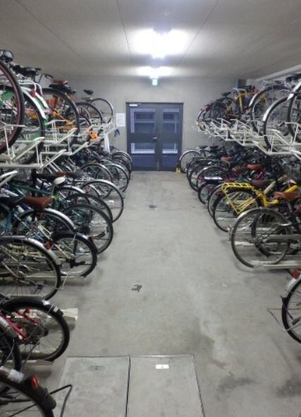 物件内観写真17　(駐輪場)