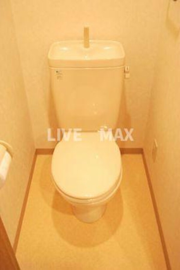 トイレ(家具・家電つきマンション)