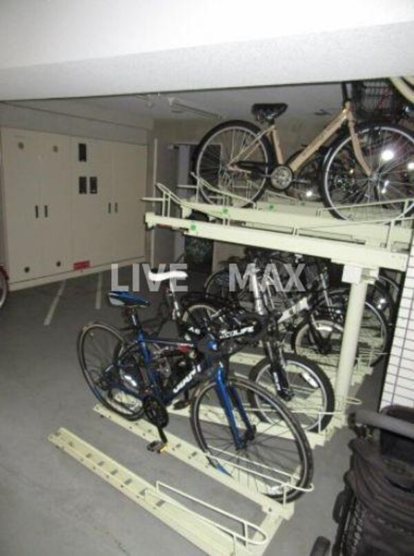 駐車場(駐輪場)