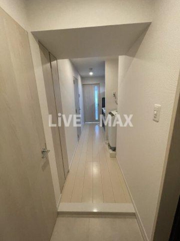 玄関(モデルルーム)