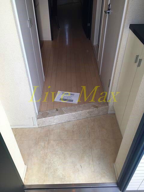 物件内観写真5　(別号室参照写真)