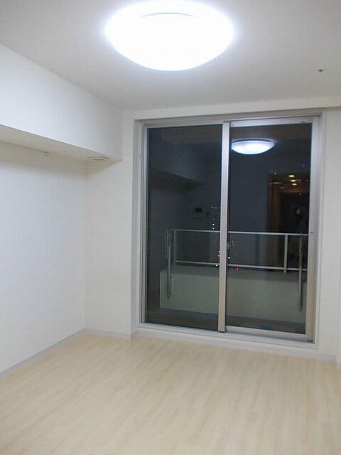 物件内観写真8　(他のお部屋の写真です。)