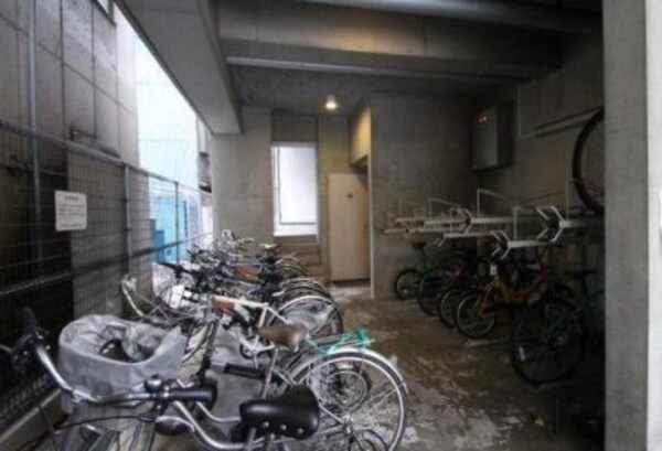 駐車場(駐輪場)