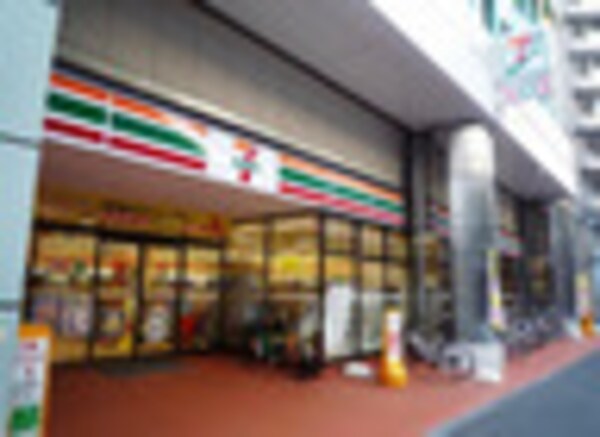 周辺環境(セブンイレブン 台東北上野2丁目店 199m)