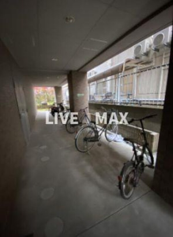 駐車場(駐輪場)
