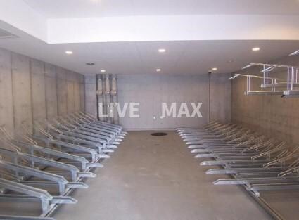 物件外観写真5　(駐輪場)