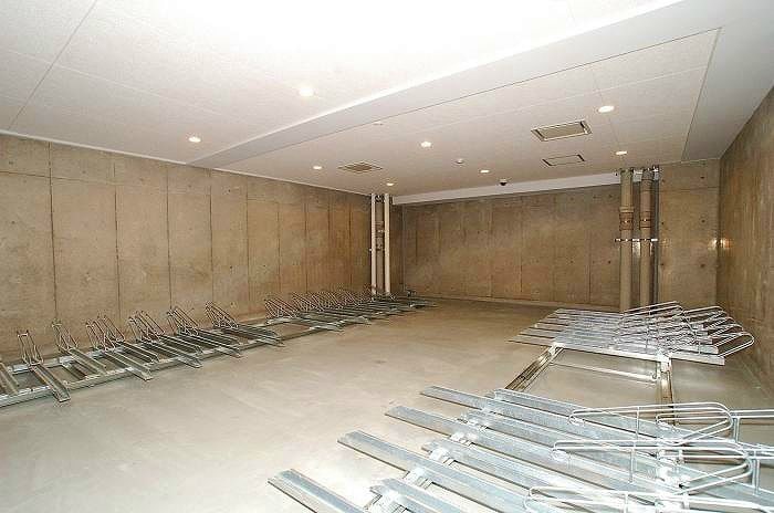 物件内観写真20　(駐輪場)