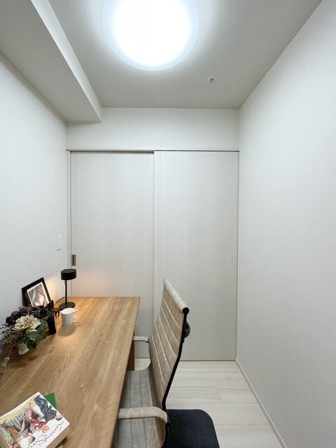 物件内観写真11　(※家具家電配置例モデルルーム参考写真)