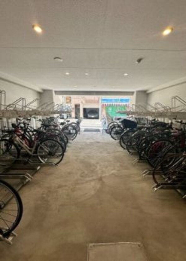 駐車場(駐輪場)