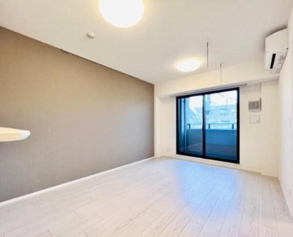 居室(別号室参考写真)