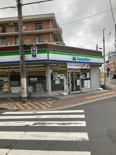 ファミリーマート 国立北一丁目店
