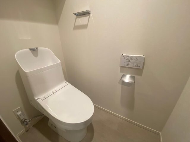 物件内観写真8　(別号室参考写真)