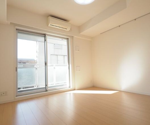 物件内観写真5　(別号室参考写真)