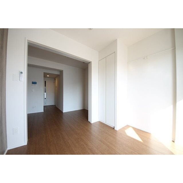 物件内観写真6　(別号室参考写真)