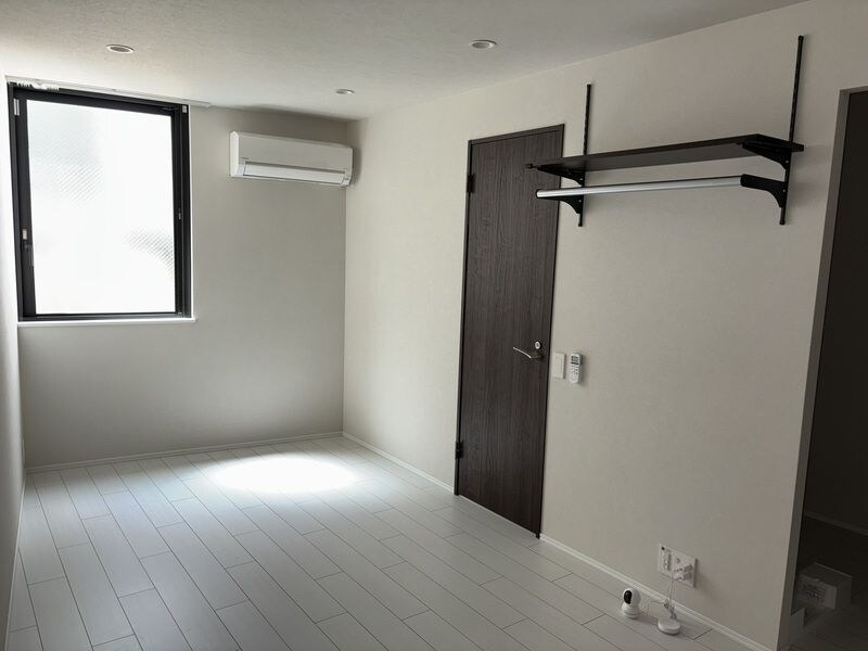 物件内観写真8　(※同じ間取り別号室参考写真)