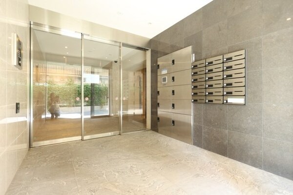 ロビー・ラウンジ