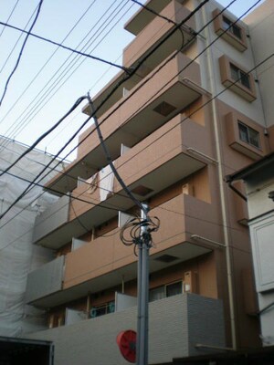 スパシエルクス池袋外観写真