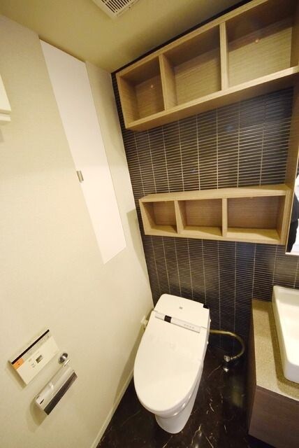 物件内観写真10　(別号室参考写真)