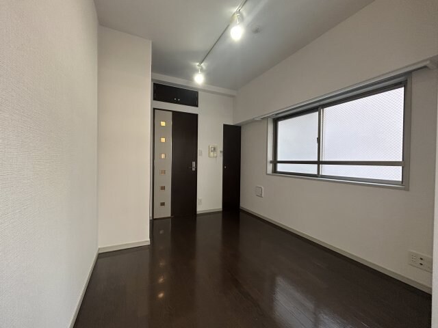 物件内観写真4　(※同じ間取り別号室参考写真
　現状優先)