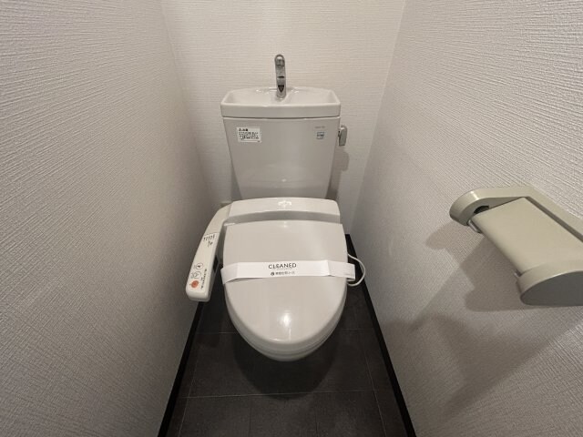 物件内観写真7　(※同じ間取り別号室参考写真
　現状優先)