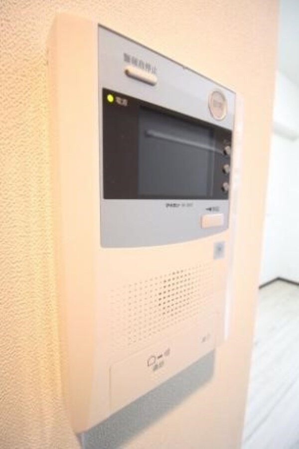 セキュリティ(弊社は全物件が仲介手数料半月分+税でご紹介可能です。)