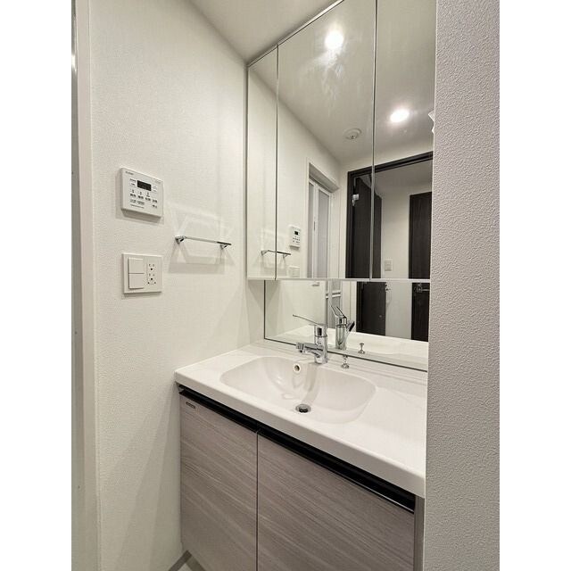 物件内観写真15　(※同じ間取り別号室参考写真)