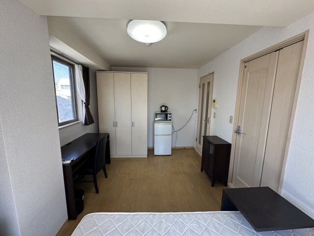 物件内観写真5　(別号室参考写真)