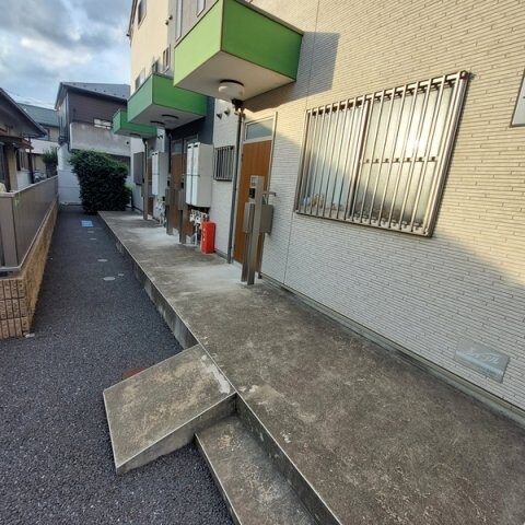 物件外観写真2　