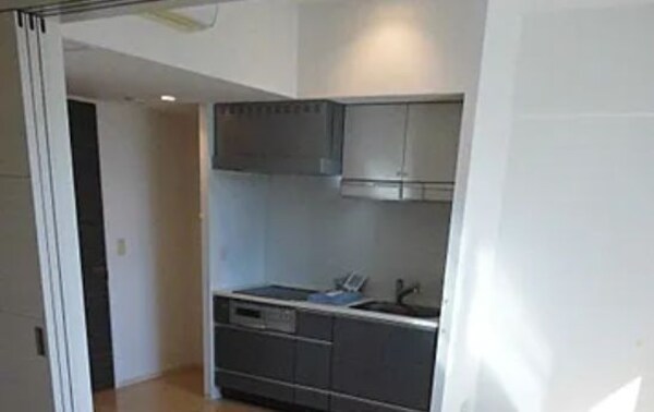 キッチン(※同じ間取り別号室参考写真)