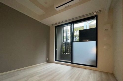 物件内観写真10　(別号室参考写真)