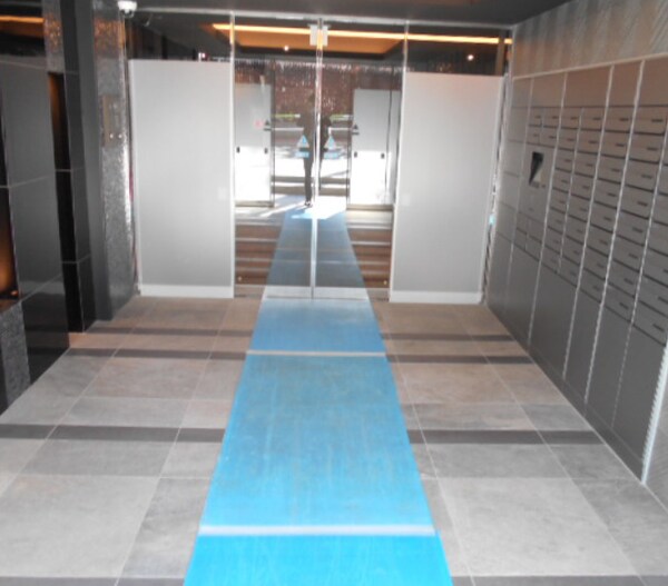 ロビー・ラウンジ