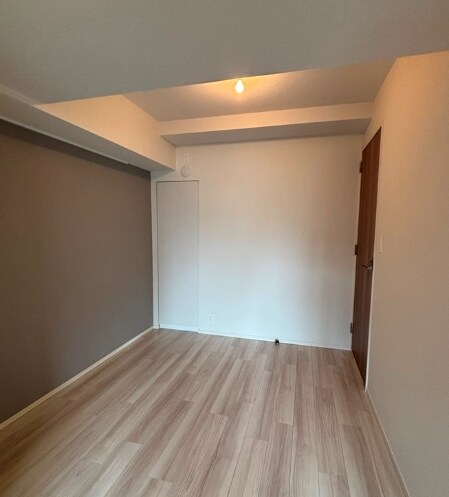 物件内観写真5　(別号室参考写真)