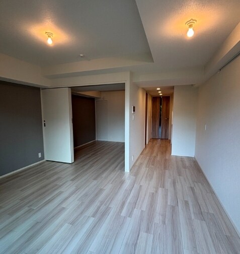 物件内観写真11　(別号室参考写真)