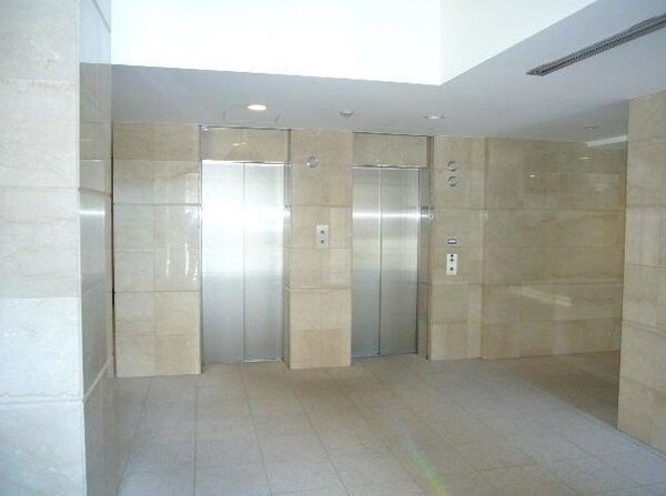 ロビー・ラウンジ