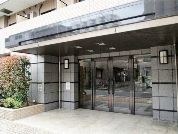 物件外観写真2　(✭家具・家電付きマンション✭)