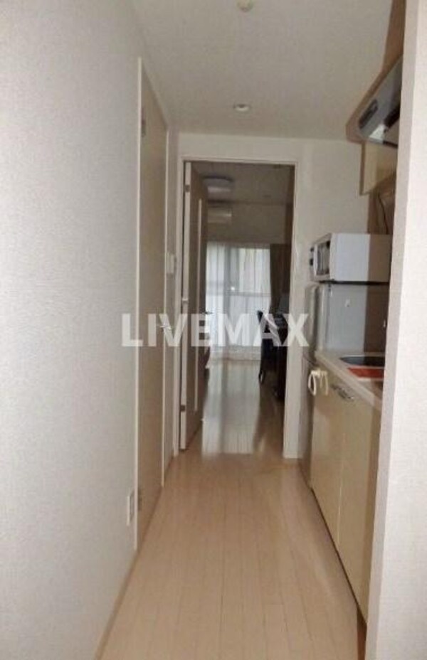 玄関(別号室参照写真)