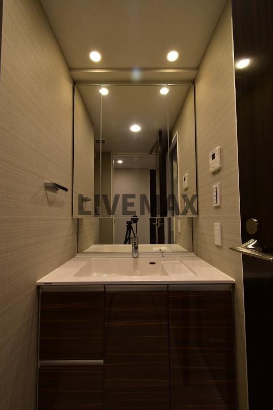 物件内観写真11　(別号室参考写真)