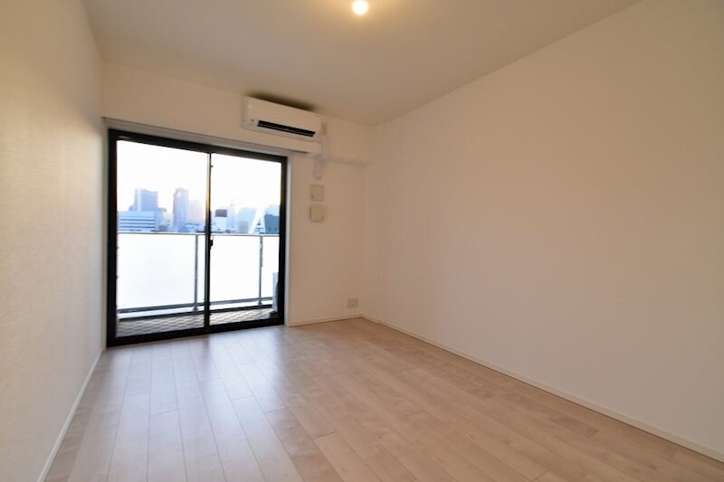 物件内観写真4　(※同じ間取り別号室参考)