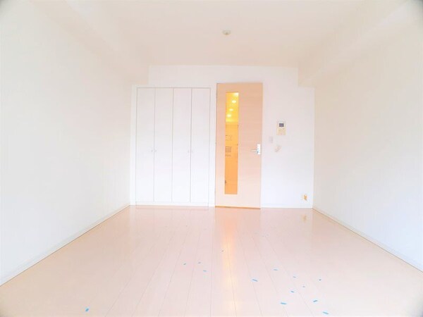 居室(別号室参考写真)