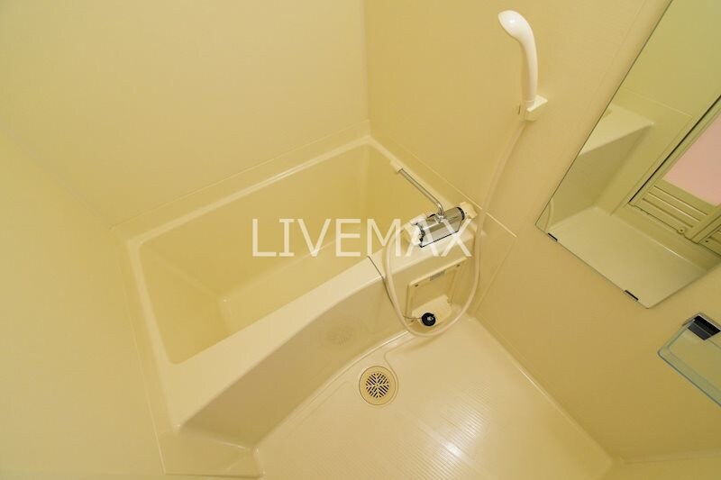 物件内観写真9　(※同じ間取り別号室参考写真)