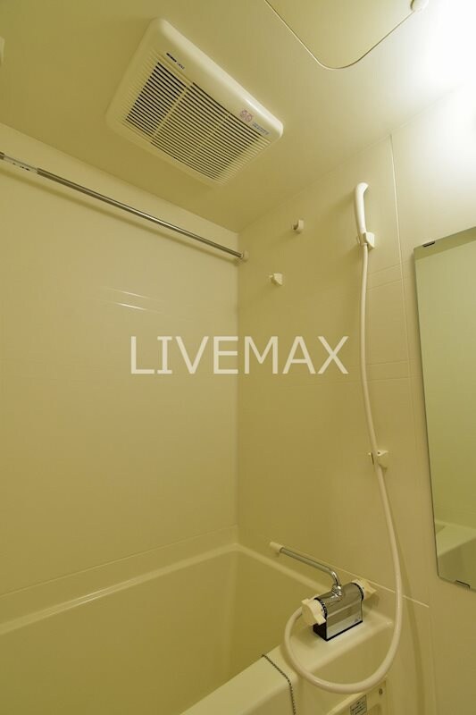 物件内観写真16　(※同じ間取り別号室参考写真)