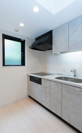 物件内観写真6　(※同じ間取り別号室参考写真)