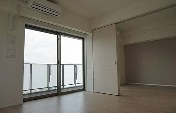 物件内観写真5　(※同じ間取り別号室参考写真)