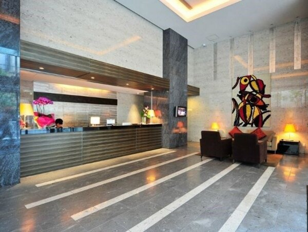 ロビー・ラウンジ