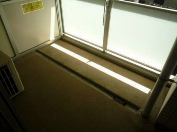 バルコニー(※同じタイプ別号室参考写真)