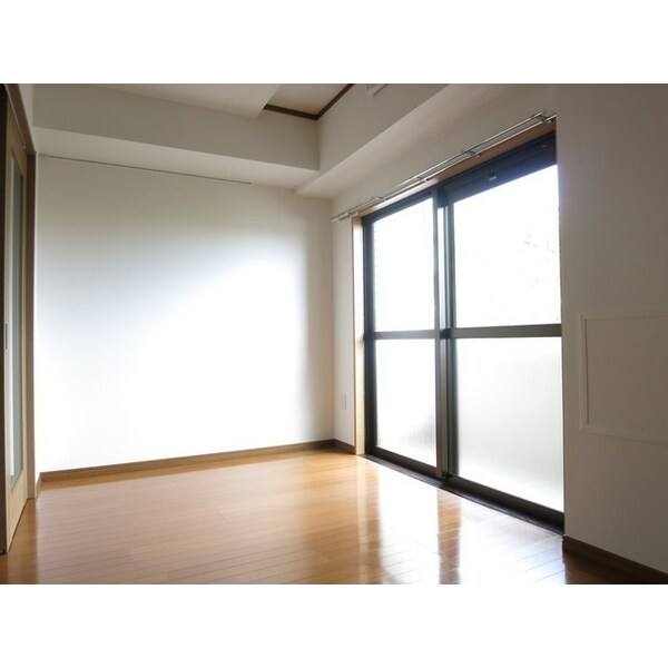 寝室(弊社は全物件が仲介手数料半月分+税でご紹介可能です。)