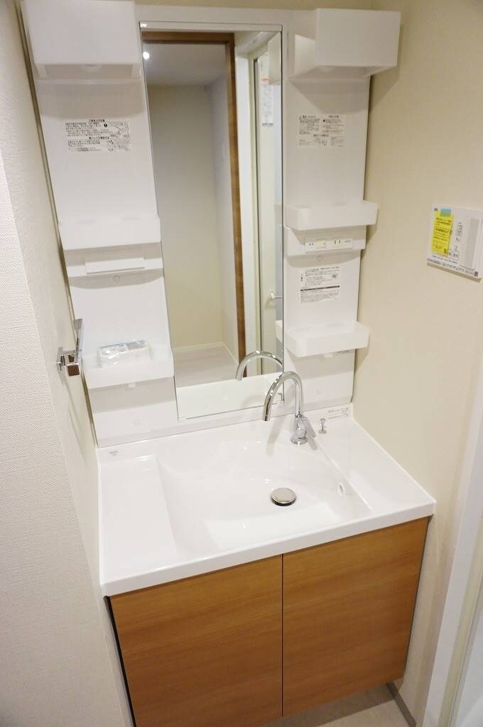 物件内観写真10　(別号室参考写真)