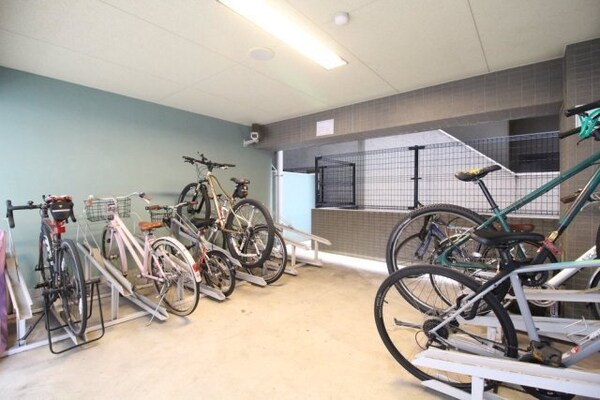 駐車場(駐輪場)