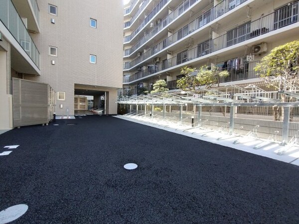 建物設備(駐輪場)