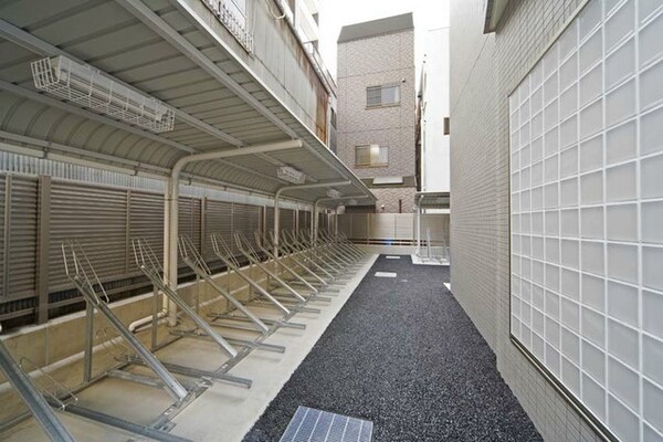 駐車場(駐輪場)
